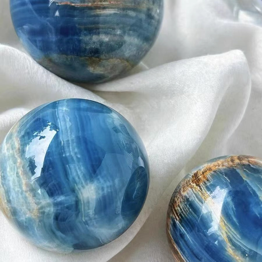 Natural crystal sphere blue onyx sphere decoration raw stone polishing