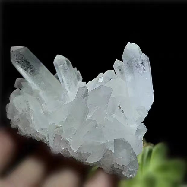 1 Pcs Natural clear quartz cluster raw stone decoration bracelet degaussing stone home office aquarium landscape stone porch decoration