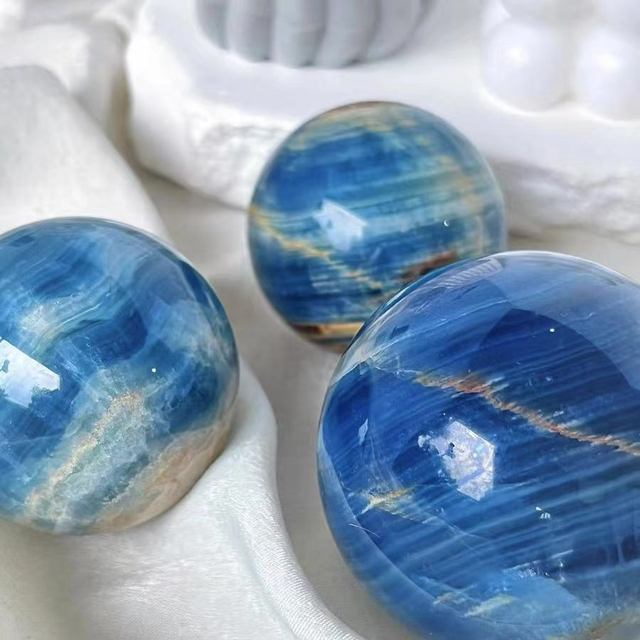 Natural crystal sphere blue onyx sphere decoration raw stone polishing